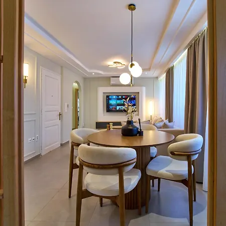 Dolce Luxury