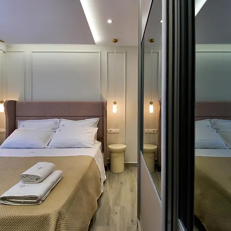 Dolce Luxury Apartment *
